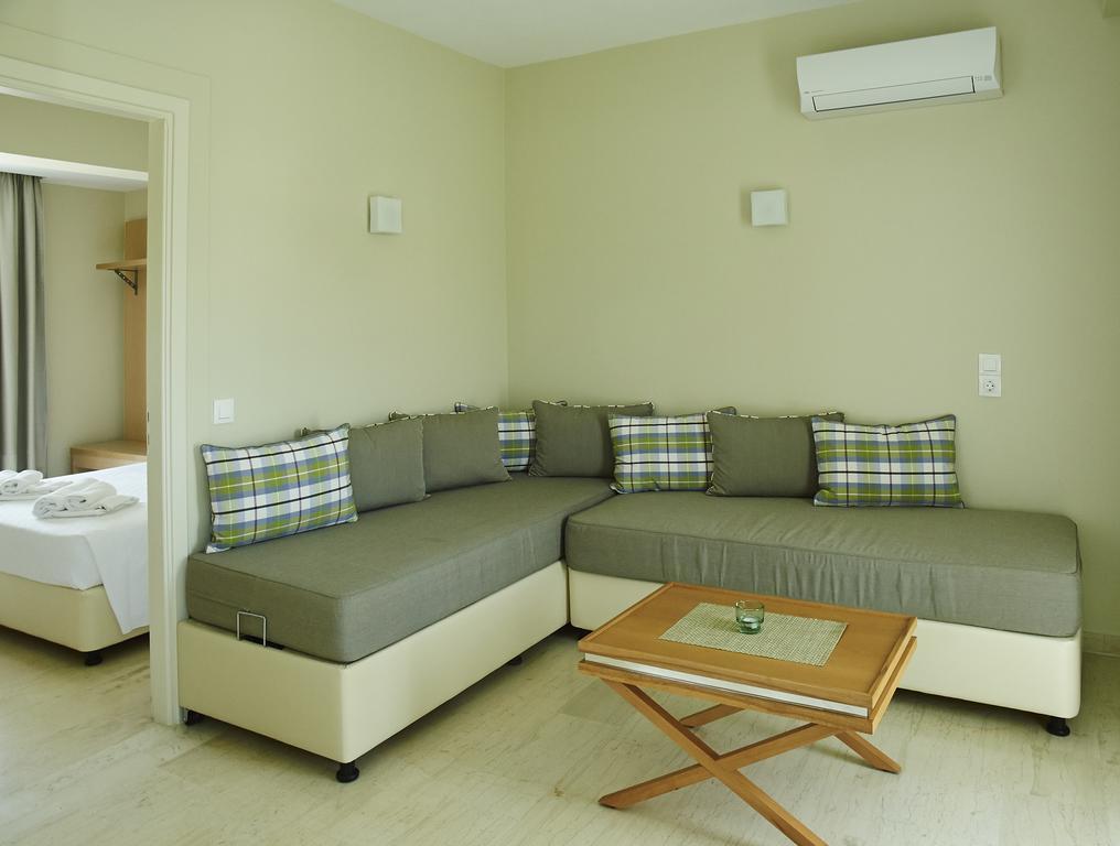 Cosmos Apartments Vasilikí Cameră foto